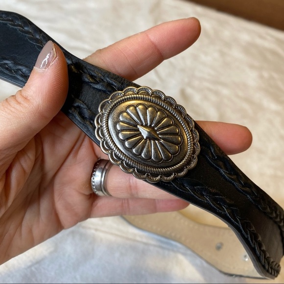 Black Faux Leather and Silver Embossed Medallions Wave Shaped Belt Size Small main image 4